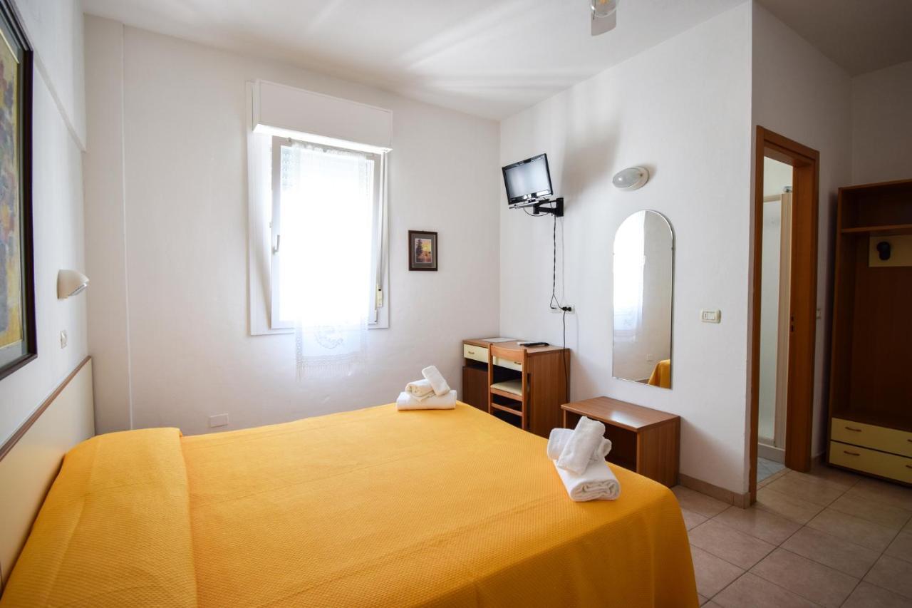 Hotel La Plage Cattolica Zewnętrze zdjęcie