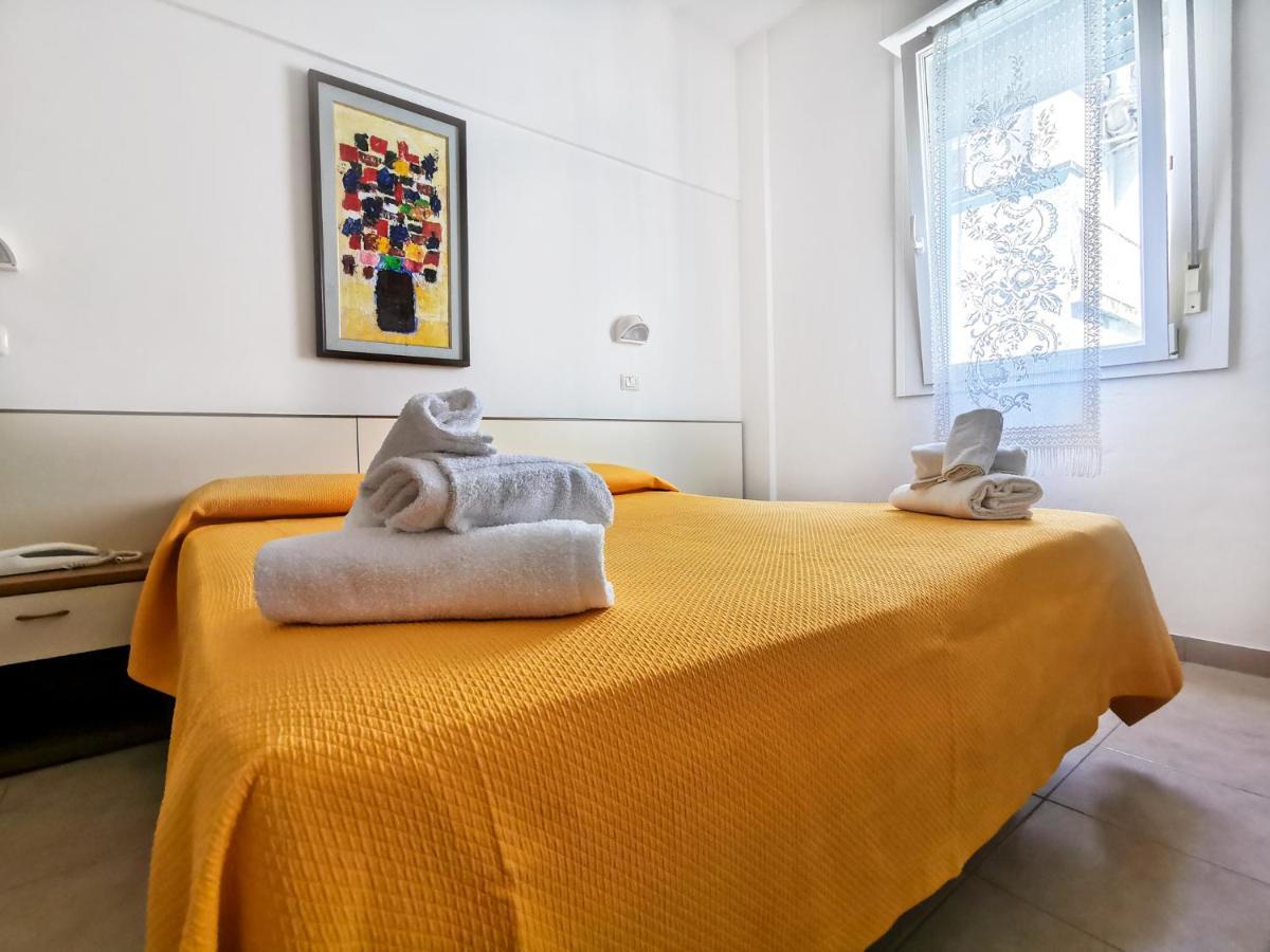 Hotel La Plage Cattolica Zewnętrze zdjęcie