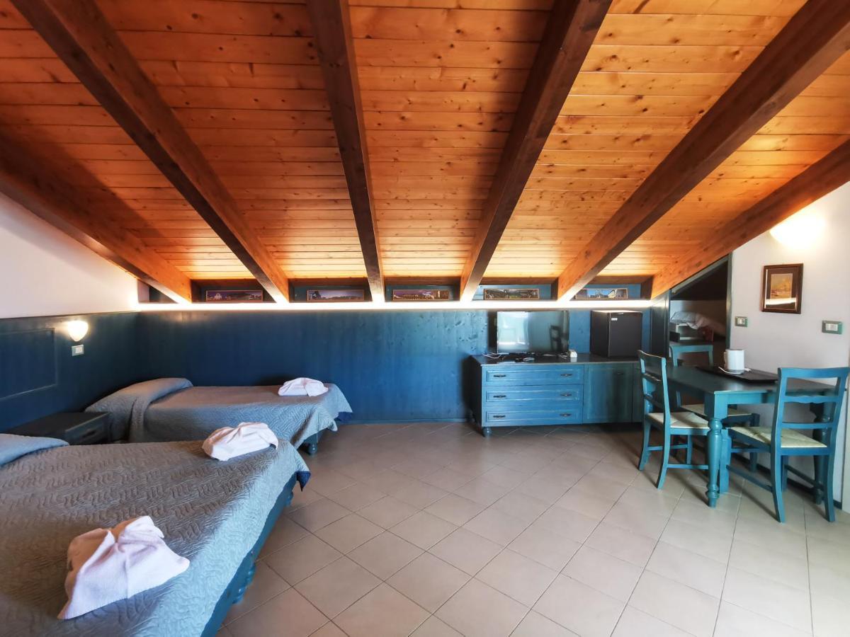 Hotel La Plage Cattolica Zewnętrze zdjęcie