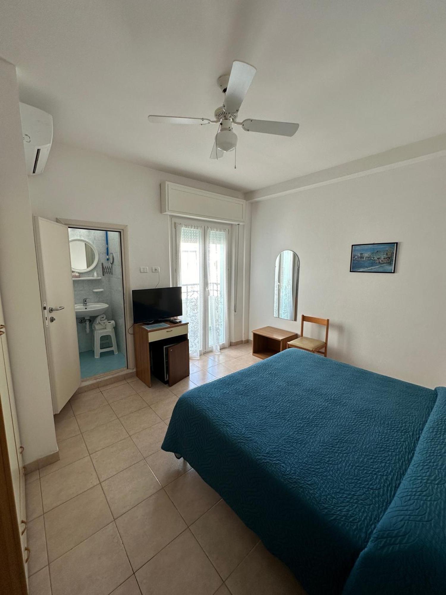 Hotel La Plage Cattolica Zewnętrze zdjęcie